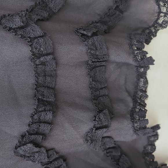 The GREAT. size 1 small black silk ruffle blouse - Picture 2 of 10